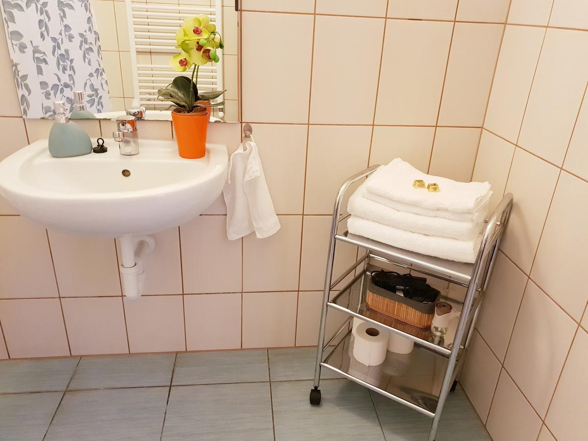 Vagabond Apartman Mişcolţ Exterior foto